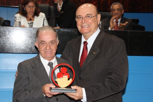Pastor batista recebe Prêmio Cultura da Paz na Assembleia Legislativa de Mato Grosso do Sul